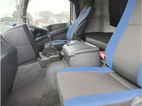 いすゞギガアルミブロック大型（10t）[写真23]