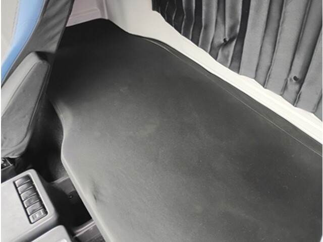 いすゞギガアルミブロック大型（10t）[写真23]