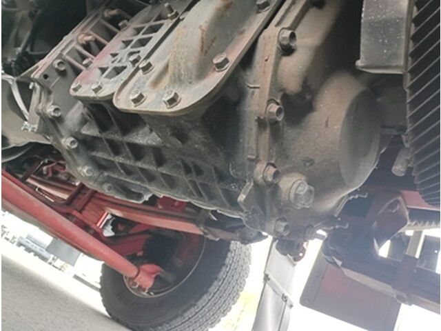 いすゞギガアルミブロック大型（10t）[写真08]