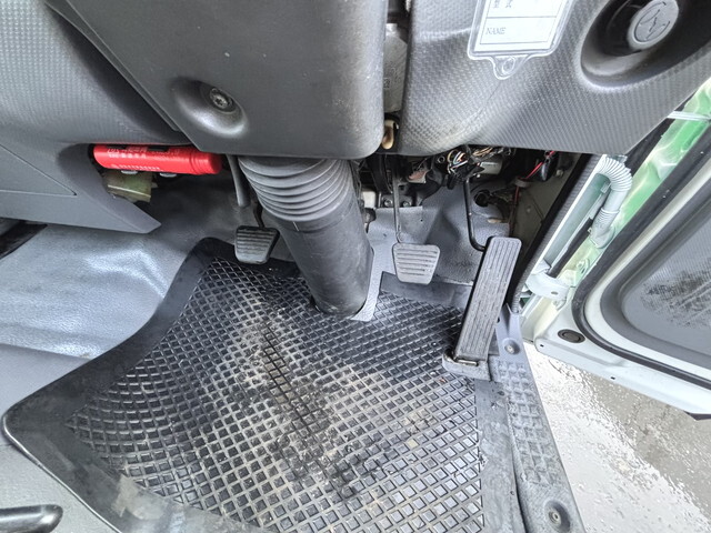 いすゞエルフパッカー車（塵芥車）小型（2t・3t）[写真29]