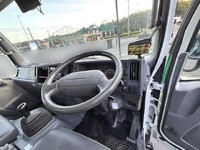 いすゞエルフパッカー車（塵芥車）小型（2t・3t）[写真31]