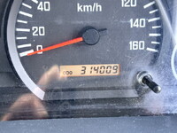 いすゞエルフパッカー車（塵芥車）小型（2t・3t）[写真34]