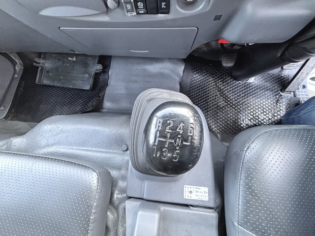 いすゞエルフパッカー車（塵芥車）小型（2t・3t）[写真35]