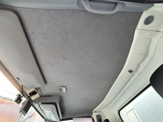 いすゞエルフパッカー車（塵芥車）小型（2t・3t）[写真40]