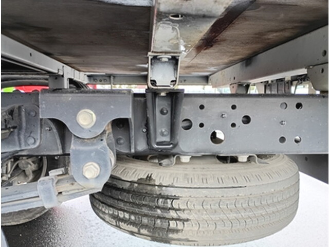 トヨタトヨエース平ボディ小型（2t・3t）[写真11]