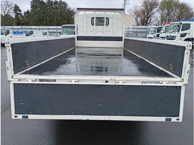 トヨタトヨエース平ボディ小型（2t・3t）[写真06]