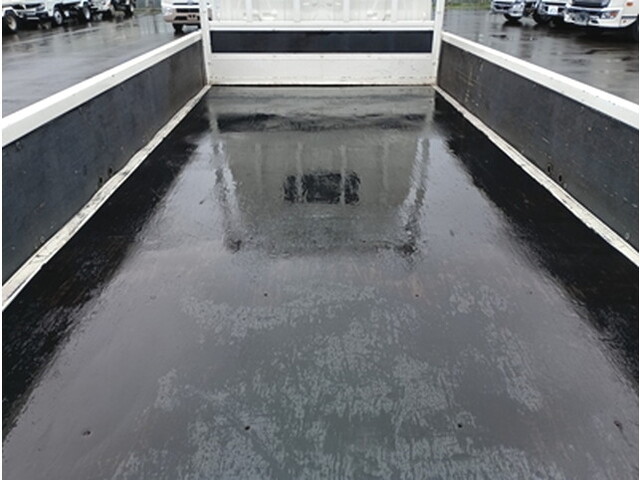 トヨタトヨエース平ボディ小型（2t・3t）[写真07]