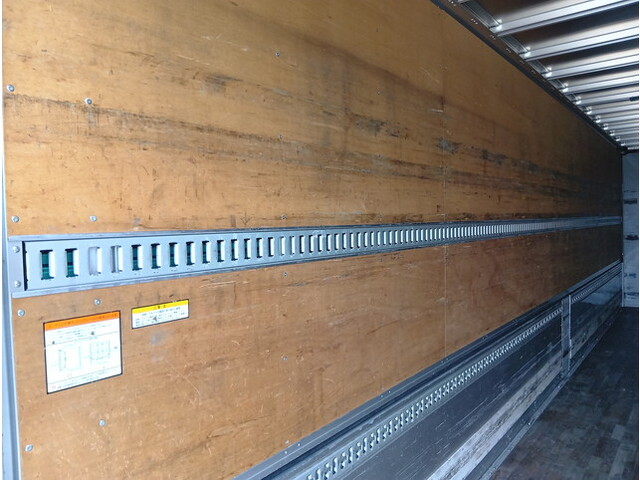 日野プロフィアアルミウイング大型（10t）[写真17]