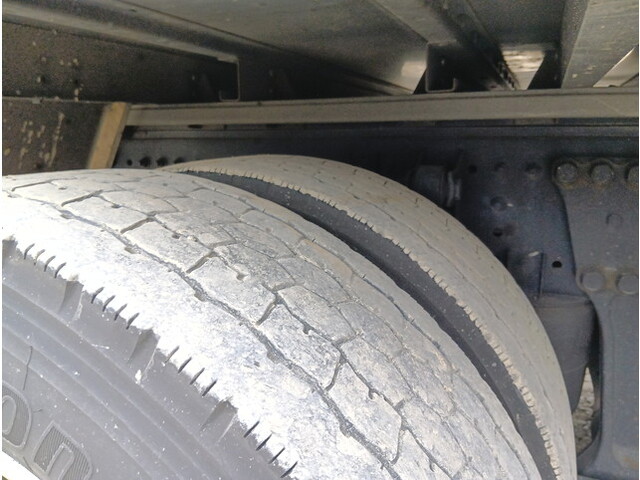 日野プロフィアアルミウイング大型（10t）[写真33]