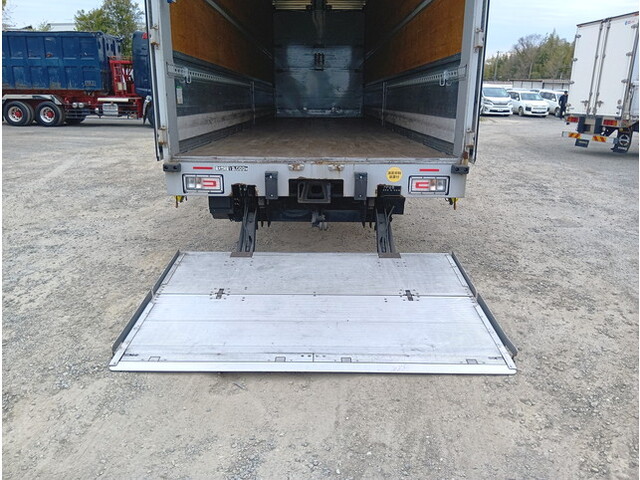 日野プロフィアアルミウイング大型（10t）[写真08]