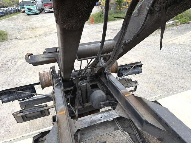 三菱ふそうスーパーグレートコンテナ専用車大型（10t）[写真21]