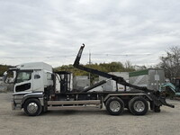 三菱ふそうスーパーグレートコンテナ専用車大型（10t）[写真08]