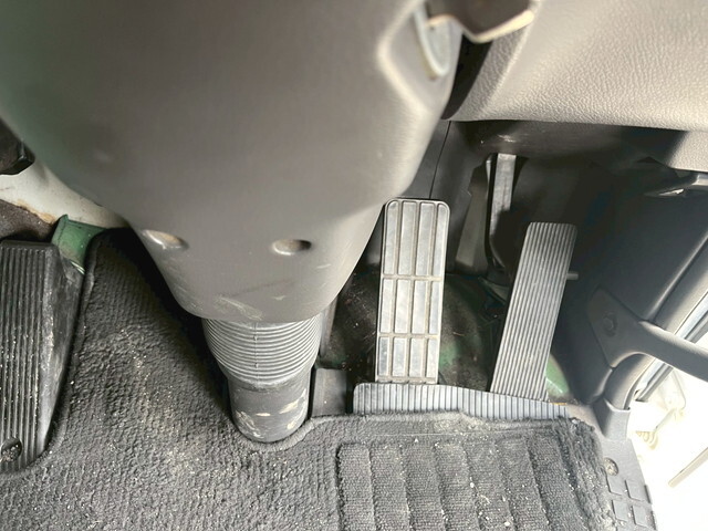 UDトラックスクオン冷凍車（冷蔵車）大型（10t）[写真15]