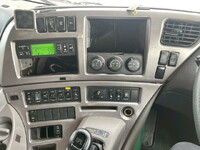 UDトラックスクオン冷凍車（冷蔵車）大型（10t）[写真20]