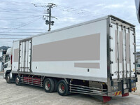 UDトラックスクオン冷凍車（冷蔵車）大型（10t）[写真02]