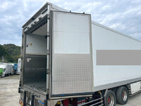 UDトラックスクオン冷凍車（冷蔵車）大型（10t）[写真07]