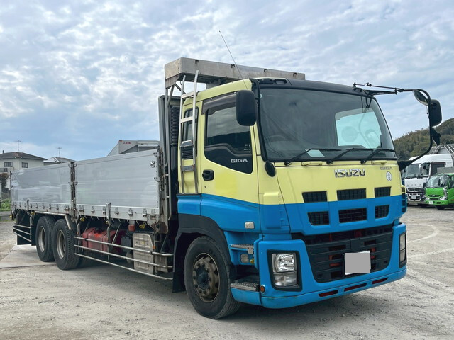 いすゞギガアルミブロック2011年(平成23年)LKG-CYL77AM