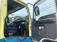 いすゞギガアルミブロック大型（10t）[写真15]