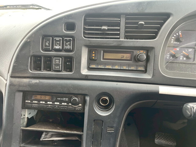 いすゞギガアルミブロック大型（10t）[写真22]