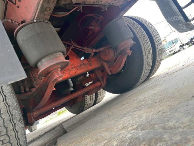 いすゞギガアルミブロック大型（10t）[写真29]