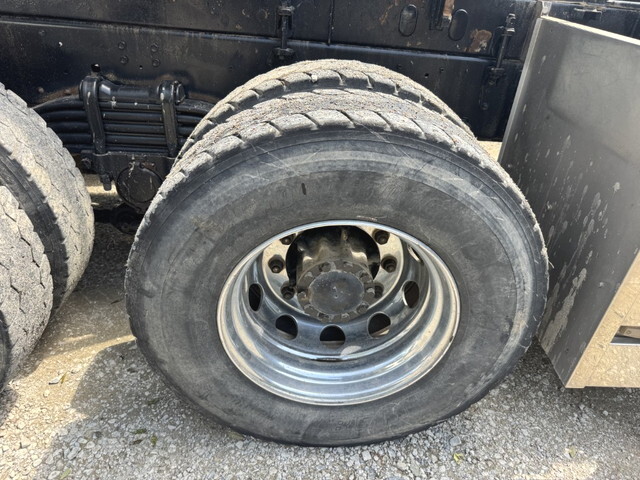 いすゞギガダンプ大型（10t）[写真13]