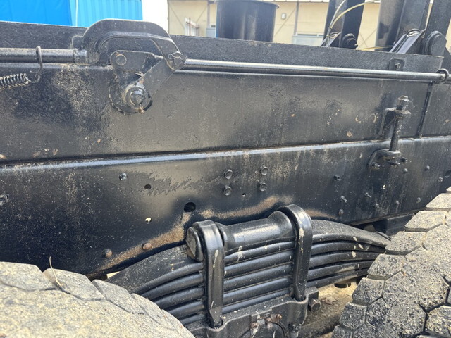 いすゞギガダンプ大型（10t）[写真14]