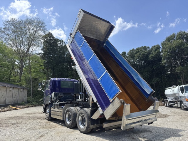 いすゞギガダンプ大型（10t）[写真04]