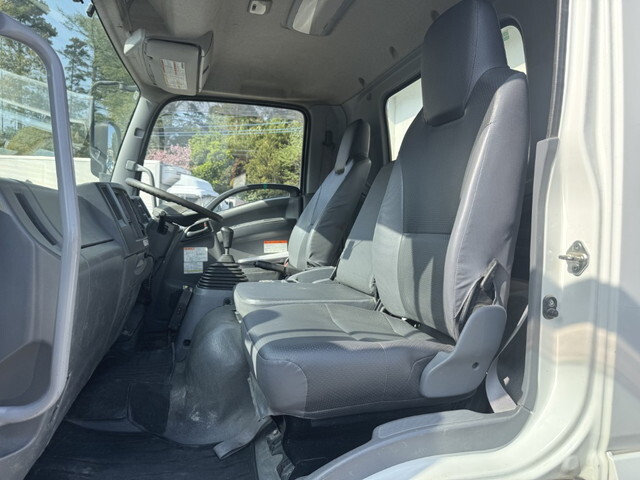 いすゞフォワードダンプ中型（4t）[写真35]