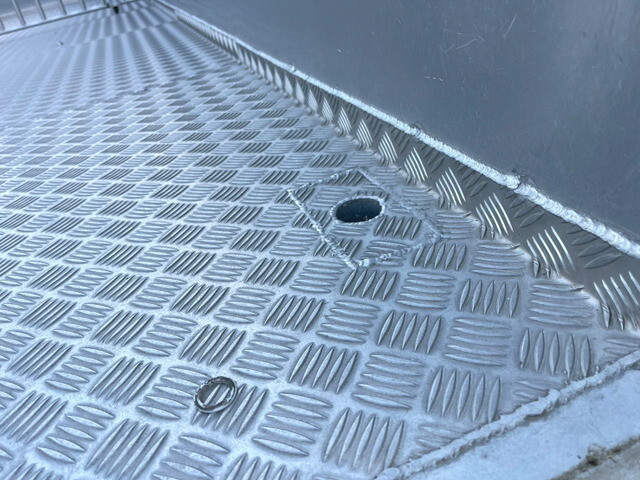 日野レンジャー家畜運搬車増トン（6t・8t）[写真10]