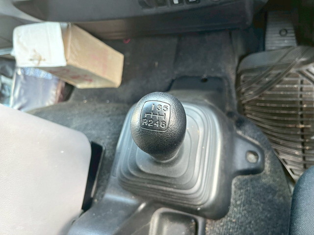 日野レンジャー家畜運搬車増トン（6t・8t）[写真27]