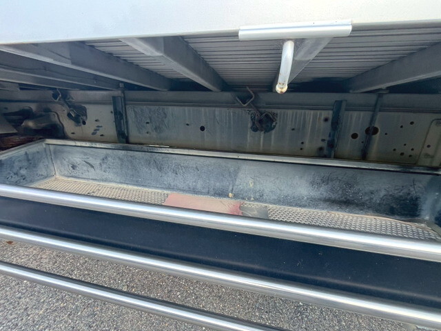 日野レンジャー家畜運搬車増トン（6t・8t）[写真38]