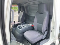 いすゞフォワードアルミバン中型（4t）[写真31]