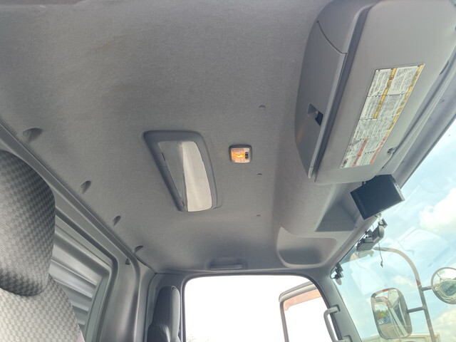 いすゞフォワードアルミバン中型（4t）[写真33]