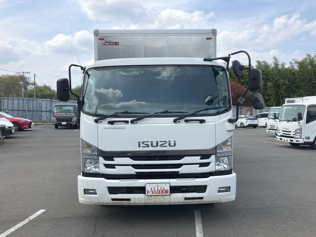 いすゞフォワードアルミバン中型（4t）[写真06]