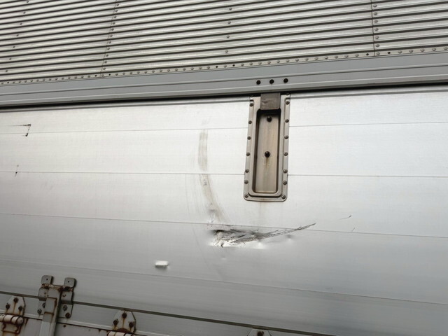 その他のメーカーその他の車種ウイングトレーラー大型（10t）[写真10]