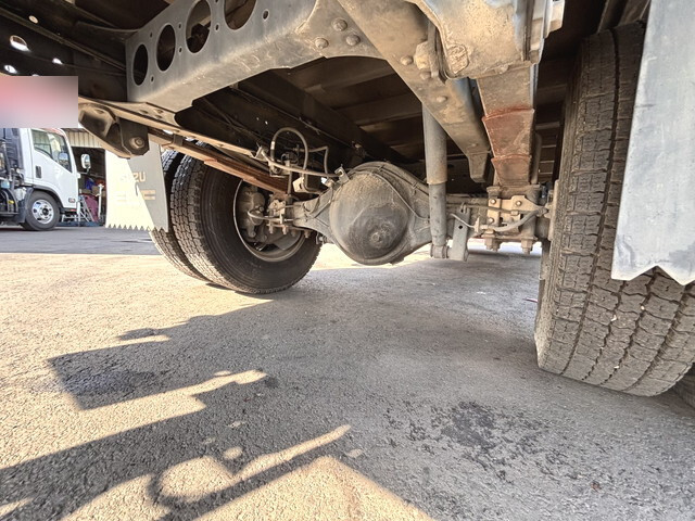 いすゞエルフクレーン4段小型（2t・3t）[写真13]