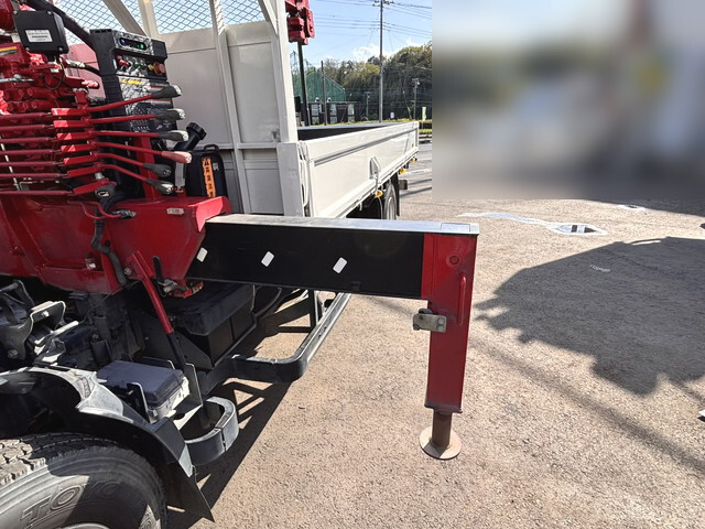 いすゞエルフクレーン4段小型（2t・3t）[写真23]