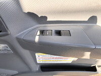 いすゞエルフクレーン4段小型（2t・3t）[写真29]