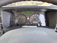 いすゞエルフクレーン4段小型（2t・3t）[写真32]