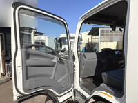 いすゞエルフクレーン4段小型（2t・3t）[写真37]