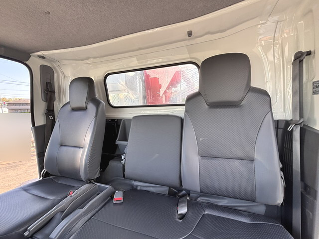 いすゞエルフクレーン4段小型（2t・3t）[写真38]