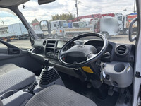 日野デュトロキャリアカー小型（2t・3t）[写真20]