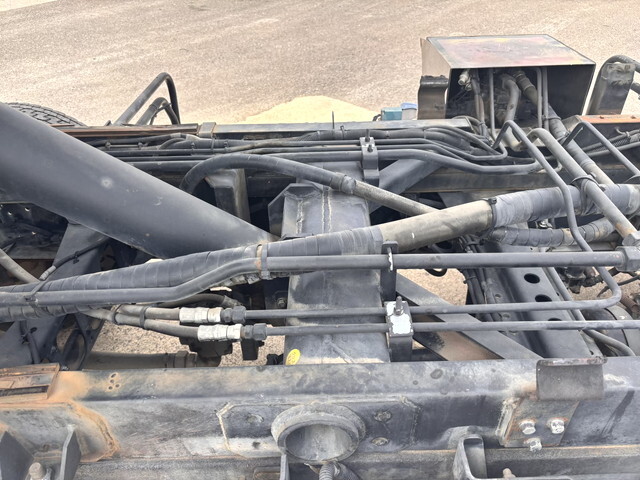 三菱ふそうファイターパッカー車（塵芥車）中型（4t）[写真24]