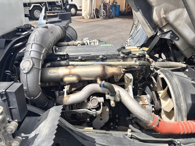 三菱ふそうファイターパッカー車（塵芥車）中型（4t）[写真27]