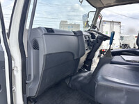 三菱ふそうファイターパッカー車（塵芥車）中型（4t）[写真41]