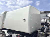 三菱ふそうファイターパッカー車（塵芥車）中型（4t）[写真07]