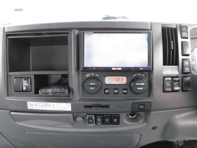 いすゞフォワードクレーン5段増トン（6t・8t）[写真19]