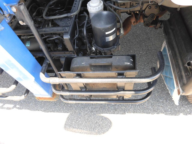 いすゞフォワードクレーン5段増トン（6t・8t）[写真22]