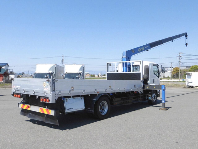 いすゞフォワードクレーン5段増トン（6t・8t）[写真04]