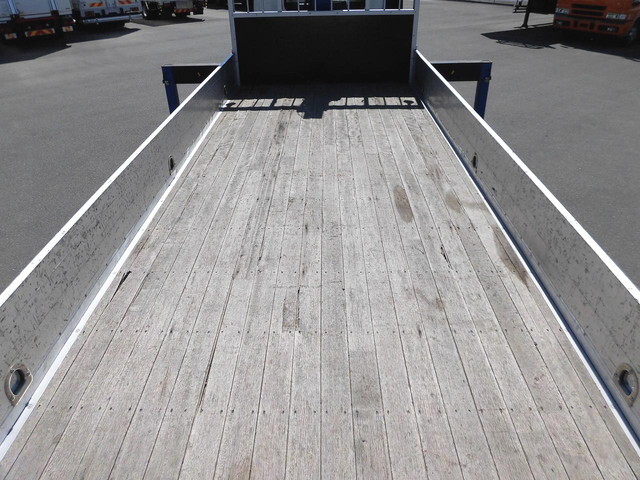 いすゞフォワードクレーン5段増トン（6t・8t）[写真07]